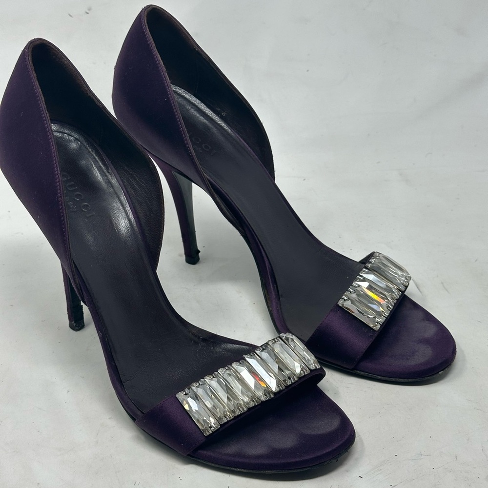Gucci Purple Satin Crystal Embellished D'orsay Sandals Size 39